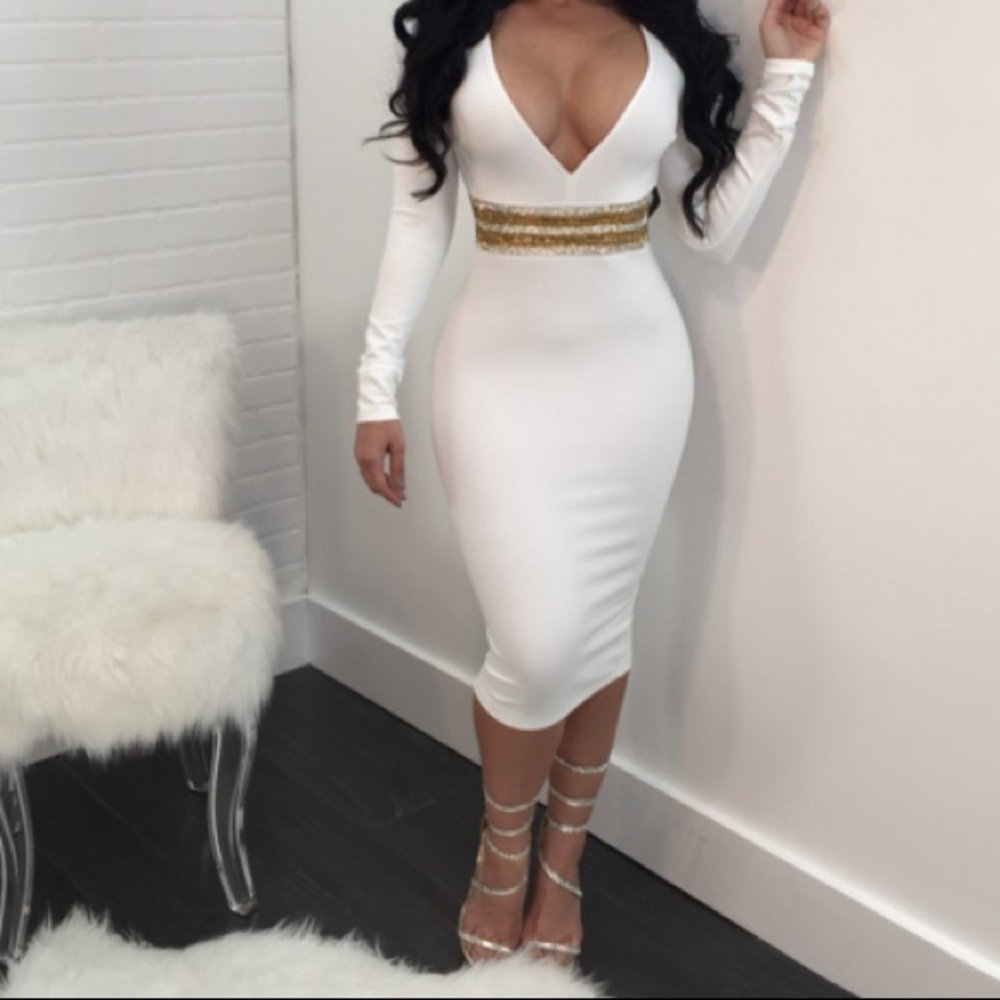 Diva Boutique sequin belted Midi Size L NWT